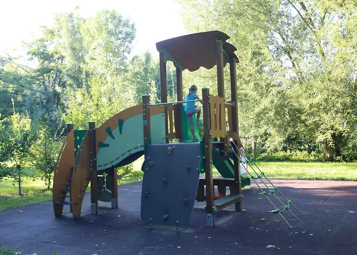 Camping L\'Ilot Du Chail
