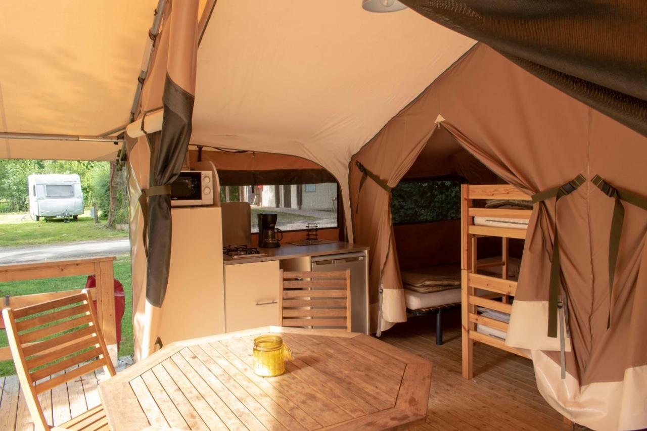 L'ilot Du Chail Camping Sansais