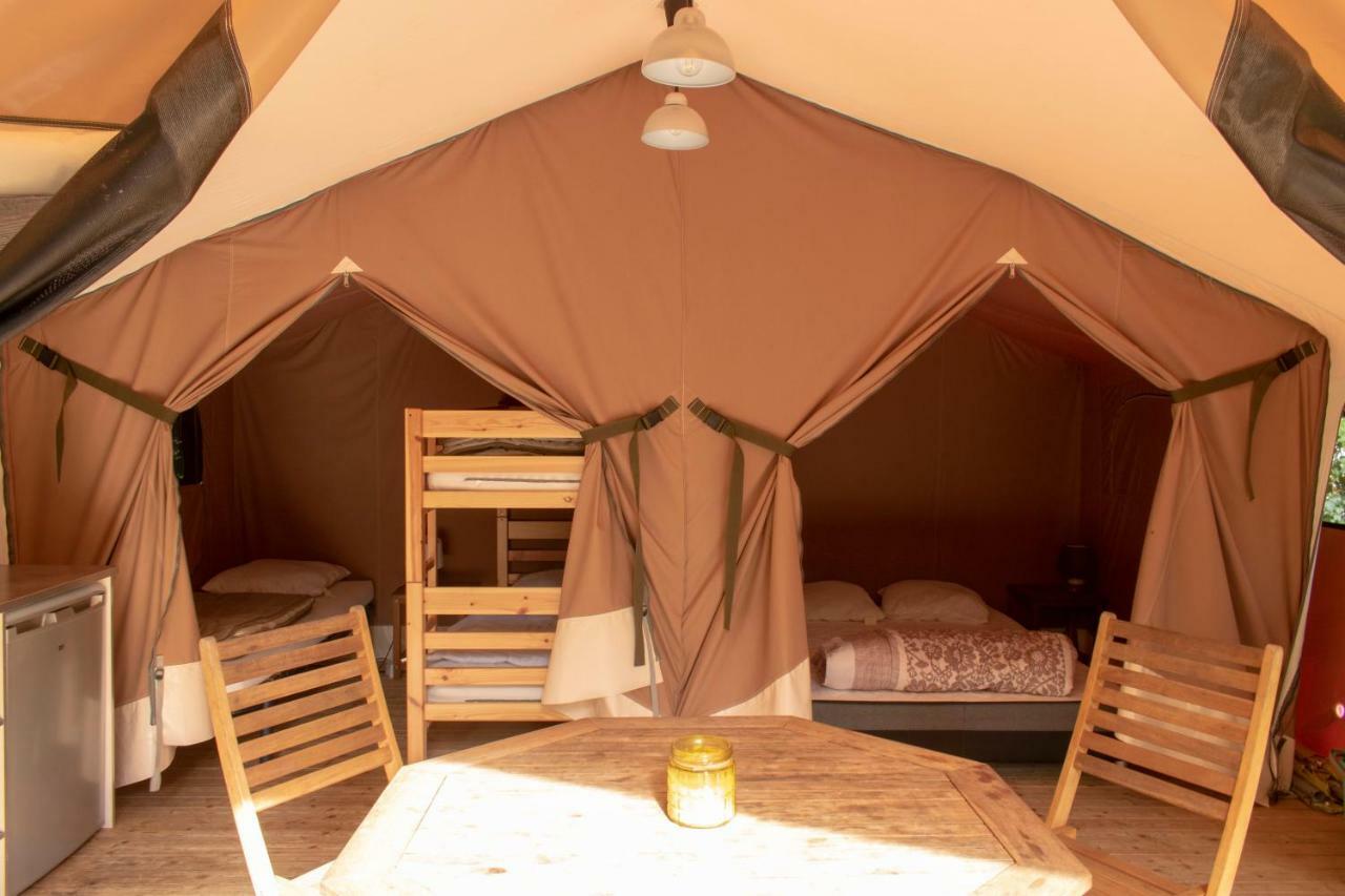 L'ilot Du Chail Camping Sansais